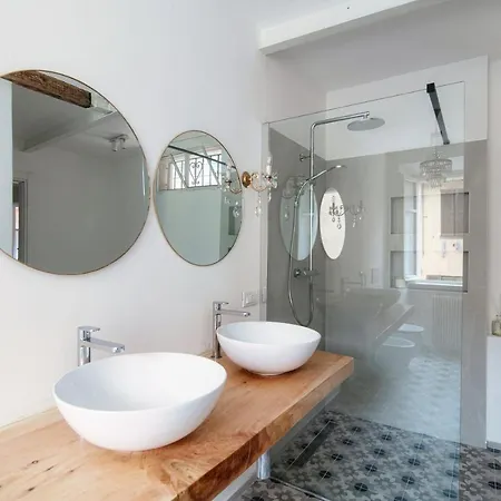 Apartment Silvia House - The House Of Travelers